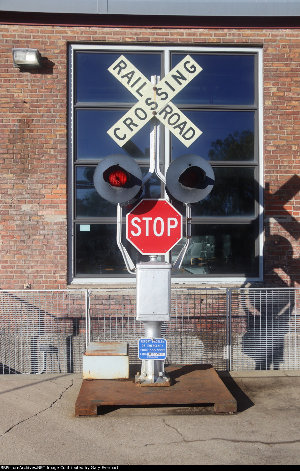 Entrance Crossing Flasher